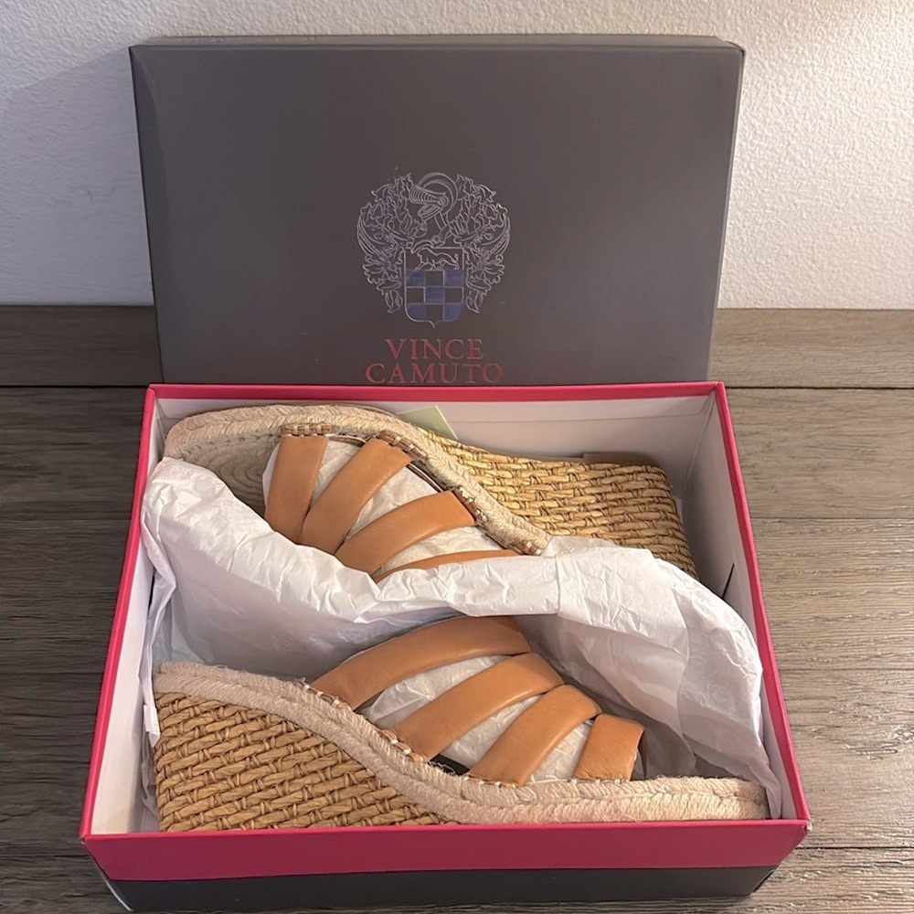 NIB [Vince Camuto] Molisana Cognac Slip-On Padded Espadrille Wedges Women’s 9.5 - Picture 12 of 14
